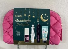 Benefit cosmetics delizie usato  Spedire a Italy