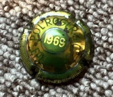 Capsule champagne ancienne d'occasion Capsule champagne ancienne d'occasion  Luzancy