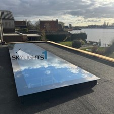 Premium quality flat for sale  LONDON