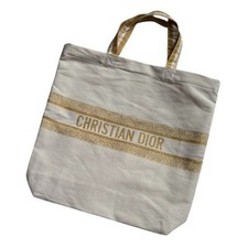 Usado, Bolso Christian Dior Tote 37 X 37 cm Lona Dorado Blanco Exclusivo Clientes Vip comprar usado  Enviando para Brazil