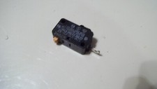 Wb24x830 microswitch from d'occasion  Expédié en Belgium