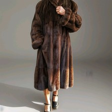 Pelliccia lunga ampia usato Pelliccia lunga ampia usato  Zagarolo