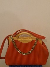 Sac main orange d'occasion  Aigueperse