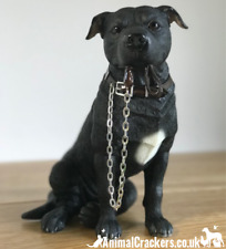 Ornamento Staffordshire Bull Terrier Leonardo walkies Black Staffie presente na caixa comprar usado  Enviando para Brazil
