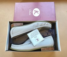 Clarks shoes beige for sale  FORDINGBRIDGE