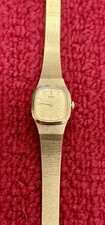 Usado, Vintage Tank Seiko Relógio Feminino Minúsculo Relógio Social Tom Dourado (precisa de bateria) comprar usado  Enviando para Brazil