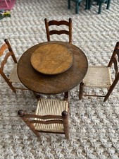 Mesa Susan preguiçosa de madeira vintage 4 cadeiras com assentos tecidos casa de bonecas miniatura comprar usado  Enviando para Brazil