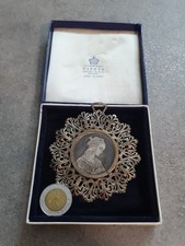 Medaglione ciondolo culla usato  Anzio