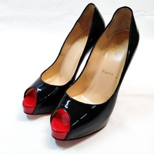 Christian louboutin pumps d'occasion  Expédié en Belgium