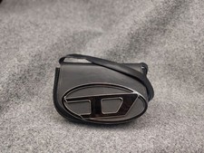 Bolsa de ombro Diesel 1dr icônica preta estilo vintage Y2K comprar usado Bolsa de ombro Diesel 1dr icônica preta estilo vintage Y2K comprar usado  Enviando para Brazil