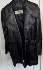 Givenchy cuir 90s d'occasion  Expédié en Belgium