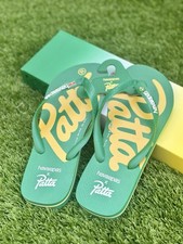 Blusa Patta x Havaianas (Verde) Tamanho UK 11 - Na mão comprar usado  Enviando para Brazil