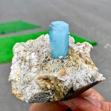 323g raro acquamarina usato  Spedire a Italy