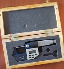 Micrometro digitale elettronic usato  Sulmona