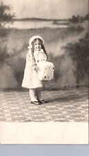 MUFFS DE PELE DE MENINA antigo com foto real cartão postal rppc retrato de Wisconsin criança, usado comprar usado  Enviando para Brazil