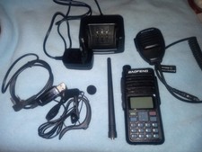 Walkie Baofeng com acessórios plugue ímpar precisa de adaptador. Sem papelada seminovo comprar usado Walkie Baofeng com acessórios plugue ímpar precisa de adaptador. Sem papelada seminovo comprar usado  Enviando para Brazil