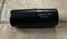 Usado, Mini carregador de lítio Keeler para alças tipo oftalmoscópio 3.6V. comprar usado  Enviando para Brazil