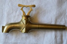 Ancien gros robinet d'occasion  Saint-Dizier