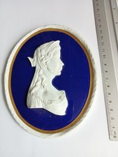 Médaillon porcelaine weiss d'occasion  Charleville-Mézières
