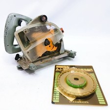 Makita professional small d'occasion  Expédié en Belgium