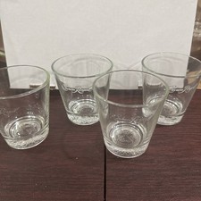 Conjunto de 4 copos vintage Crown Royal Whisky pedras em relevo base ponderada recuada, usado comprar usado  Enviando para Brazil