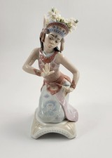 Lladro 6142 bali usato  Spedire a Italy