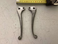 Pair levers vespa d'occasion  Expédié en Belgium