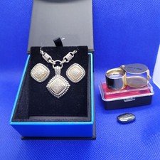Pre owned set for sale  USA