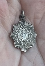 Pingente Vintage Medalha Sagrado Coração Jesus Prata Francesa Ex Voto Sacre Coeur 3/4” comprar usado  Enviando para Brazil