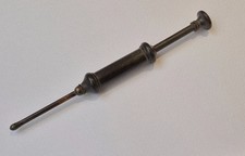 Medical horn syringe d'occasion  Expédié en Belgium