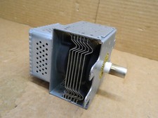 Magnetron de microondas Panasonic peça # 2M261-M32KLP 2M261-M32 comprar usado  Enviando para Brazil
