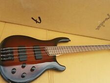 CURVED FUNKY BASS - 24 FRETS & ACTIVE ELECTRONICS comprar usado  Enviando para Brazil