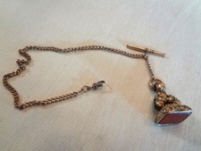 Usado, Fabuloso relógio antigo folheado a ouro ornamentado cornalina chaveiro e corrente comprar usado  Enviando para Brazil