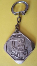 Porte clé années d'occasion  Calonne-Ricouart