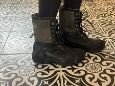 Ugg adirondack boots for sale  TEDDINGTON