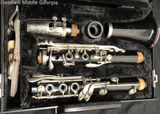 Clarinete Vito EUA com estojo rígido boca nobre comprar usado  Enviando para Brazil