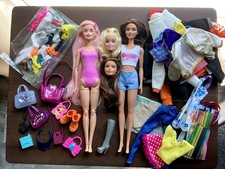 Nowoczesne lalki i ubrania Barbie zestaw na sprzedaż  Wysyłka do Poland