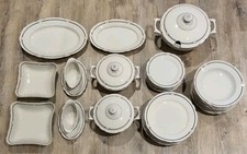 Tafelservice porzellan reineck gebraucht kaufen Tafelservice porzellan reineck gebraucht kaufen  Geyer, Tannenberg