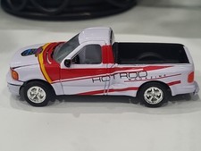 Racing Champions Hot Rod Magazine #93 Ford F-150 picape 1:63 branco/vermelho quase perfeito comprar usado  Enviando para Brazil