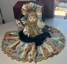 Bambola collezione porcellana usato  Bergamo