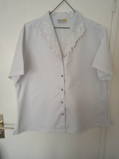 Chemisier blanc fleurs d'occasion  Guise