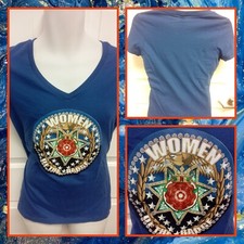 Camiseta feminina MULHERES DO EMBLEMA US$ 49 personalizada tela de seda ArT gola V AZUL M comprar usado  Enviando para Brazil