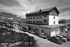 Belluno. dolomiti. lavaredo. usato Belluno. dolomiti. lavaredo. usato  Venzone