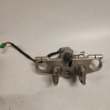 SUZUKI GSF 1200 BANDIT 00-05 PÓŁKA GÓRNA STACYJKA KLUCZ IGNTION KEY SUSPENISON na sprzedaż  PL
