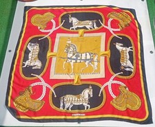 Carré foulard soie d'occasion  Rennes-