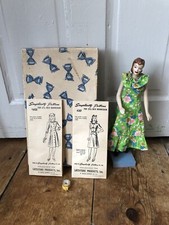 Usado, Padrões de simplicidade vintage de boneca manequim de costura em miniatura de látex da década de 1940 comprar usado  Enviando para Brazil