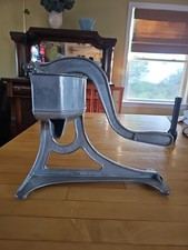 Vtg universal juicer for sale  North Providence
