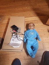 Realityworks Real Care Baby II-Plus menino afro-americano com roupas comprar usado  Enviando para Brazil