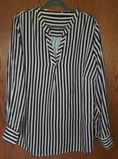 Damenbluse schwarz weiß gebraucht kaufen  Kißlegg