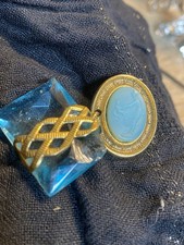 Broche boucle oreille d'occasion  L'Arbresle